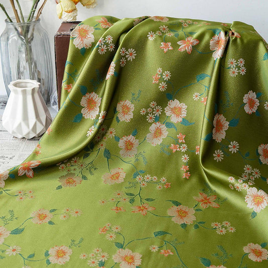 Tissu brocart à motifs floraux et fils d'or - Jacquard de luxe, 147 cm de large