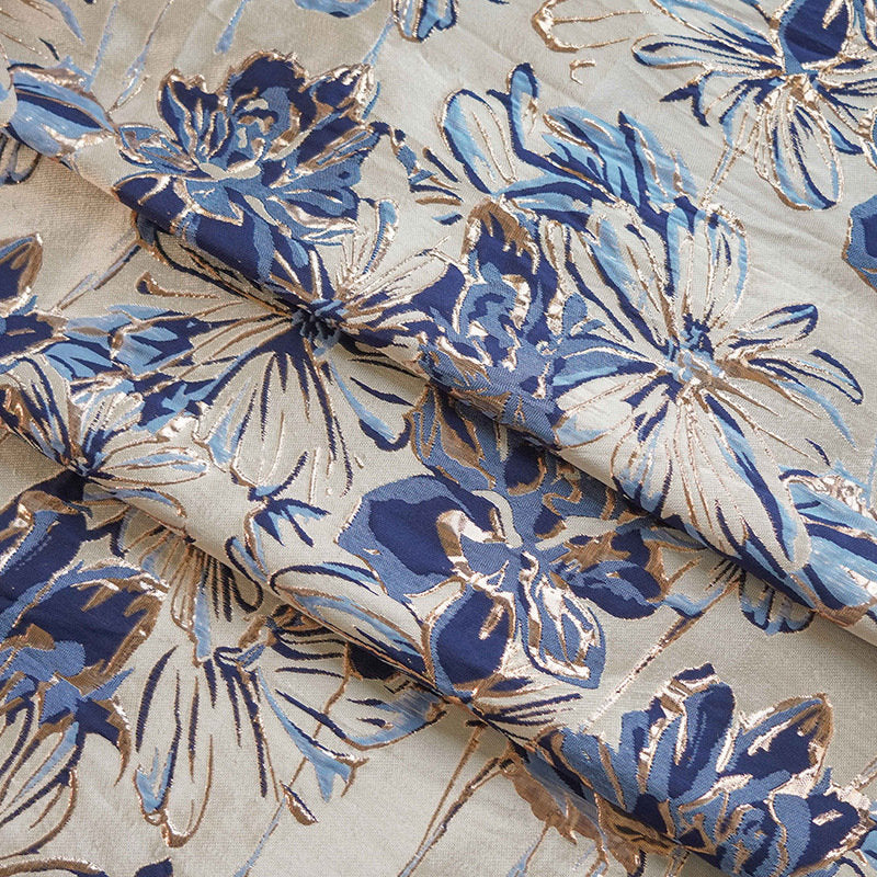 Tissu jacquard floral bleu à fil doré : 150 cm de large, gaufré, pour ameublement
