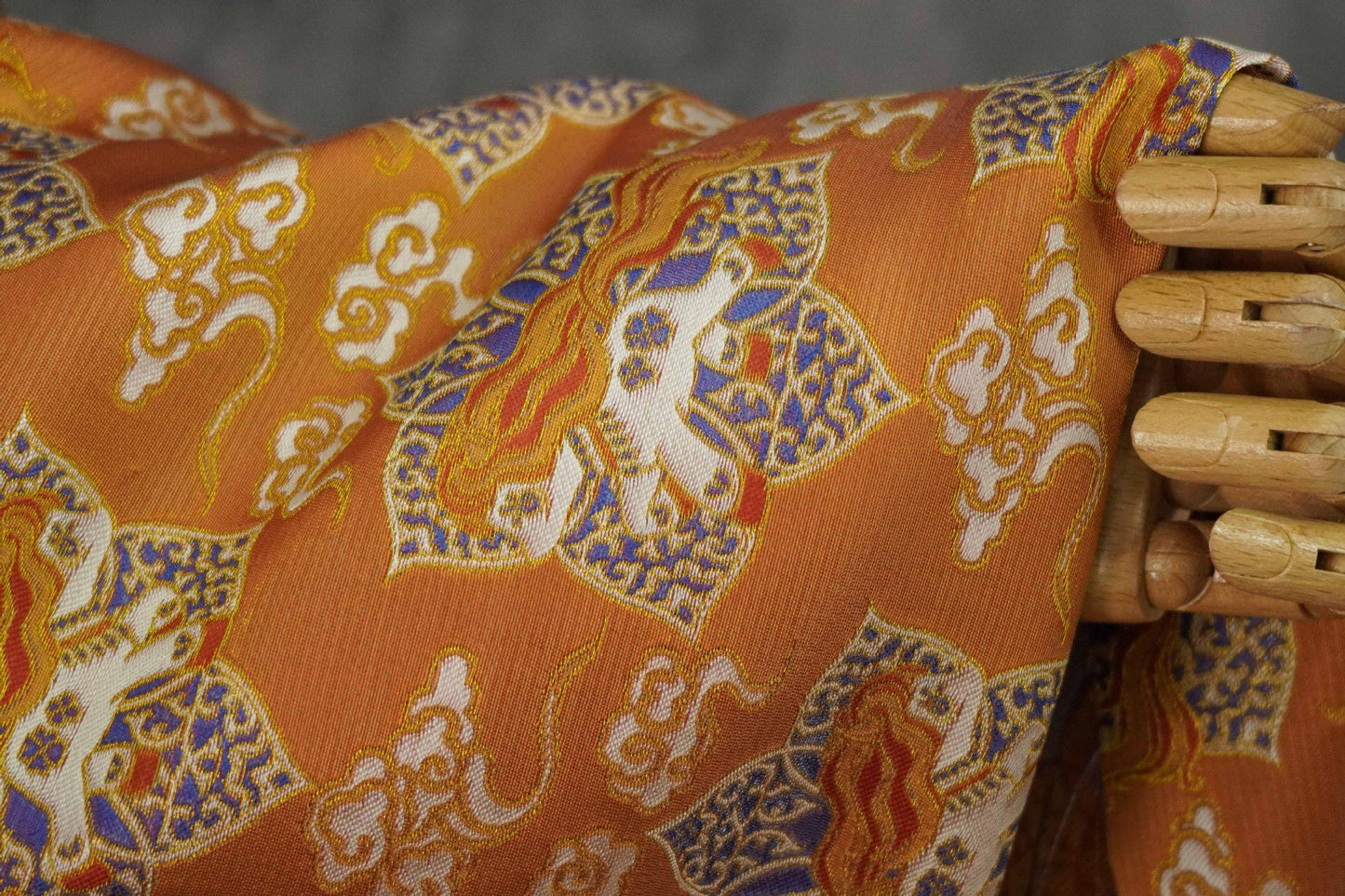 Tissu brocart Song avec jacquard à fils d'or | Brocart de soie chinois de luxe | Tissu à motif impérial traditionnel, 150 cm de large