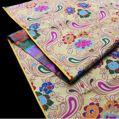Tissu brocart jacquard à motifs floraux : mélange de soie Gaza indienne et de rayonne