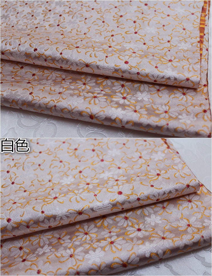 Tissu brocart de soie à motif marguerite : tissu de mariage chinois