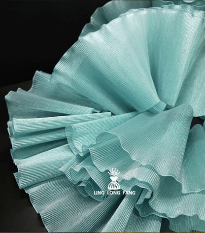 Dentelle organza à lustre métallique : tissu de créateur à volants 3D, 27 cm de large