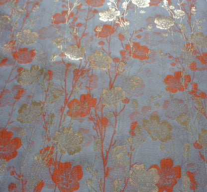 Tissu jacquard doré à motif floral : texture peinture à l’huile 3D, 145 cm de large