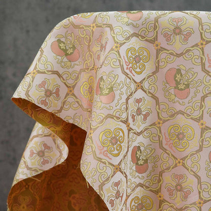 Tissu cheongsam en brocart rose clair : Huit trésors Ruyi, 150 cm de large