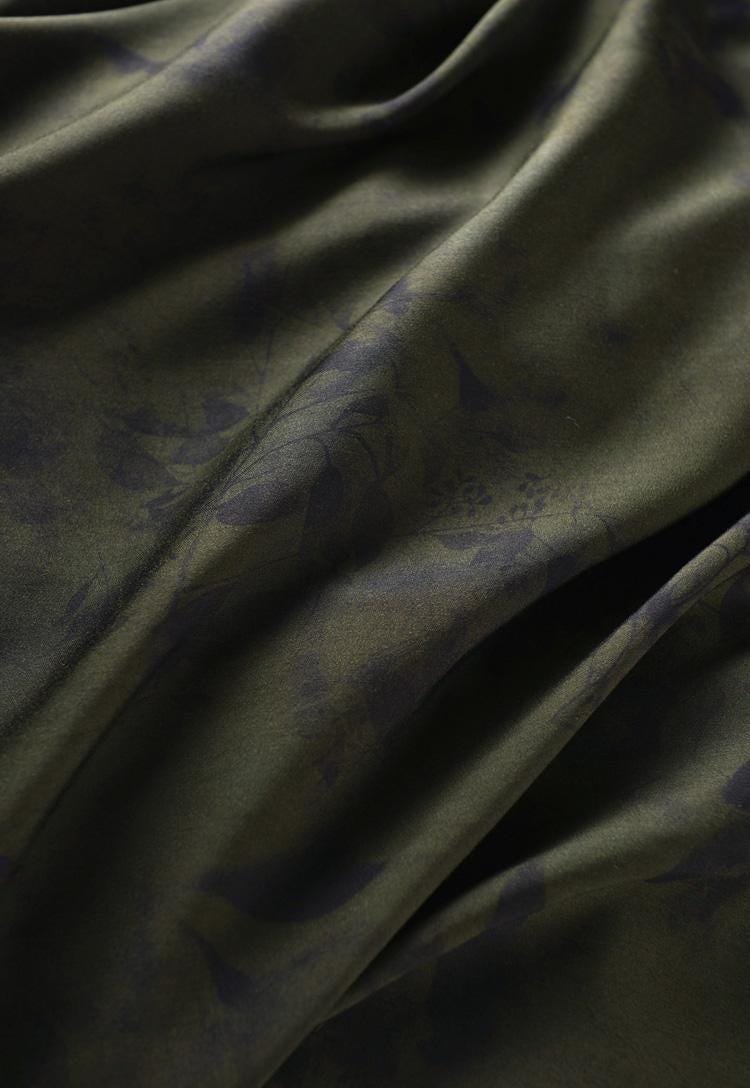Tissu satin de coton vert fumé : largeur 140 cm, pour rideaux et costumes