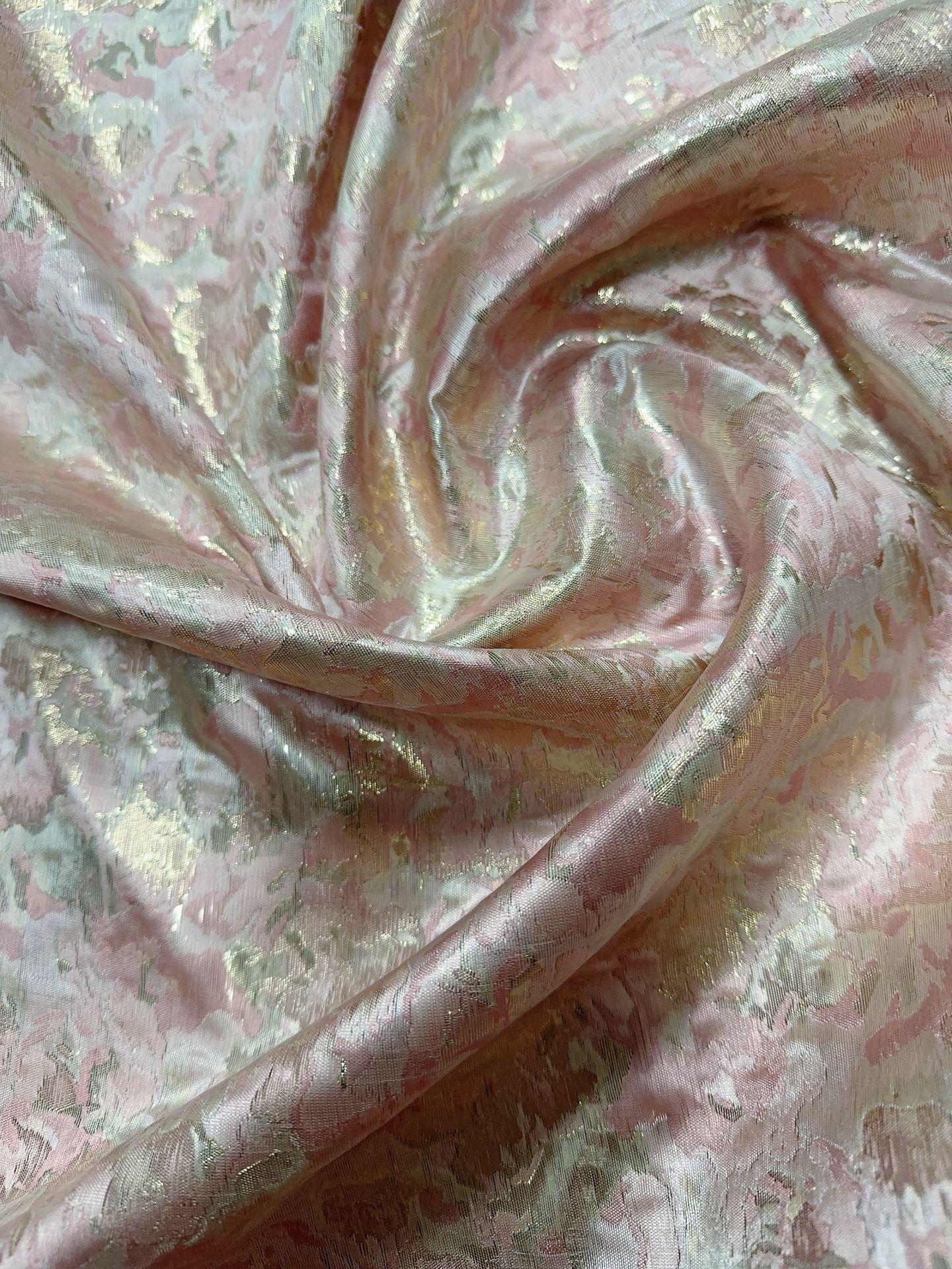 Gold Thread Jacquard Fabric ��� 3D Embossed Floral Texti" Wide