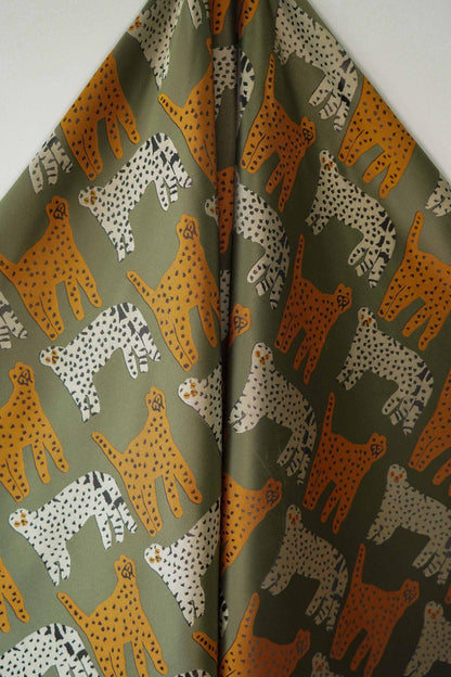 Leopard Jacquard Woven Fabric: Metallic Floral Embossed Upholstery, Sewing DIY