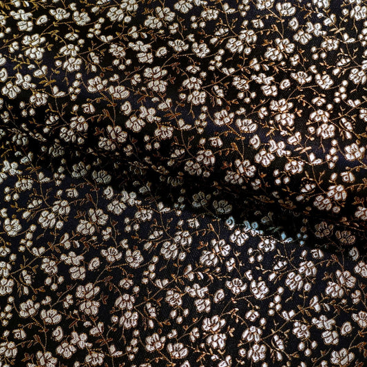 Tissu brocart de soie à motifs floraux : satin de rayonne de 114 cm de large, idéal pour la confection de costumes et l’ameublement, vendu au mètre.