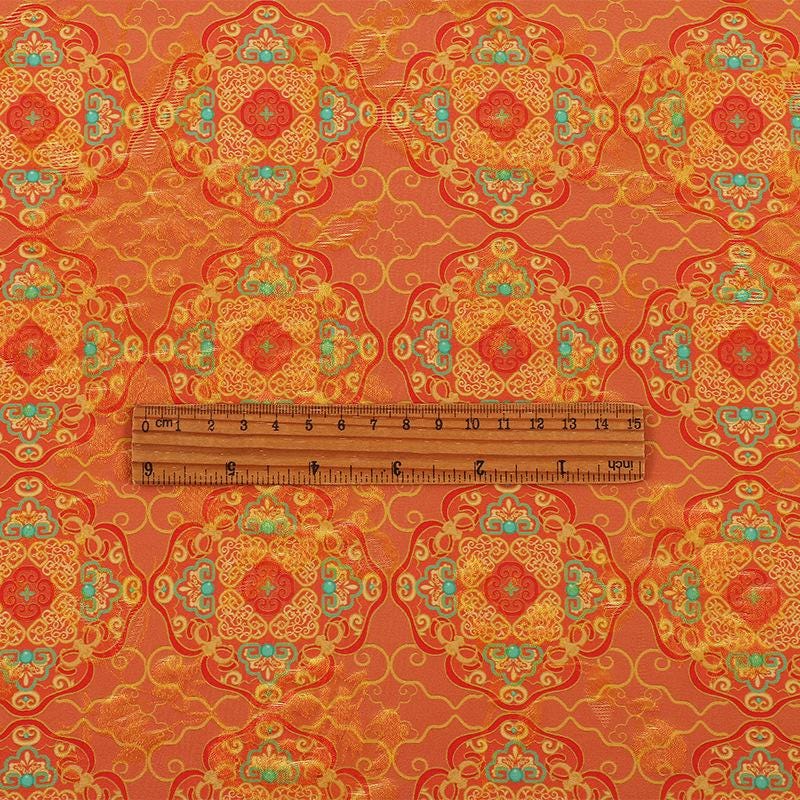 Tissu jacquard Baoxiang : satin soyeux de style chinois (largeur : 150 cm)