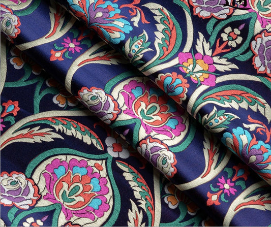 Tissu brocart de soie à motifs floraux (largeur 75 cm) : Ameublement et couture