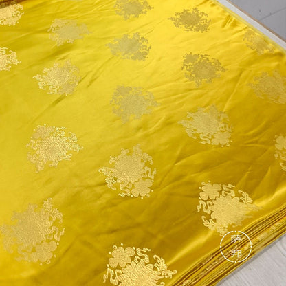 Tissu brocart or brillant vintage : jacquard de soie et rayonne (largeur 75 cm)