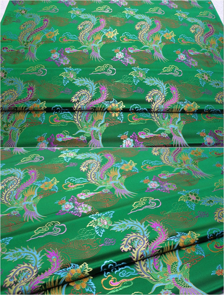 Tissu brocart Phoenix : Robe de mariée chinoise Cheongsam en satin de soie