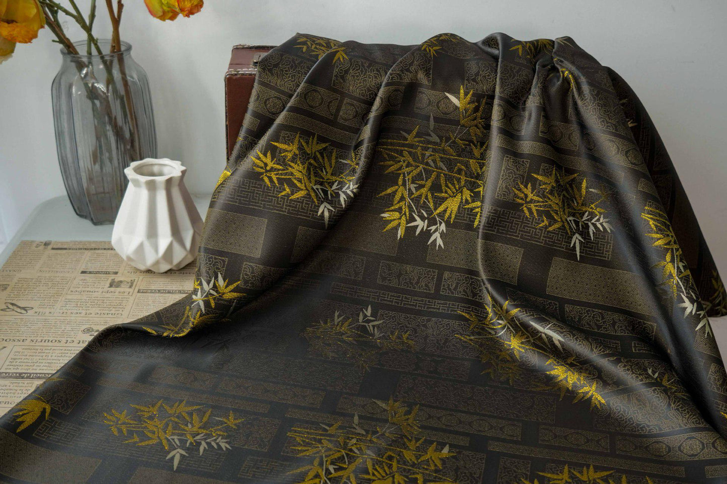 Tissu brocart jacquard en bambou métallisé : damas japonais de 150 cm de large, vendu au mètre