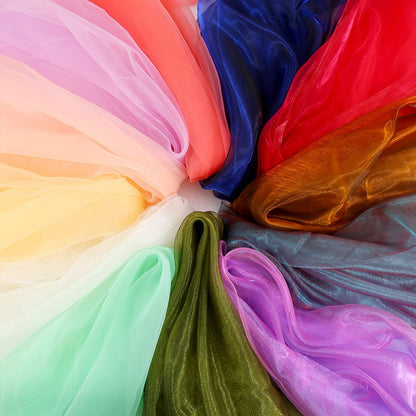 Tissu organza : tulle transparent de 150 cm de large pour robes, décorations et costumes.