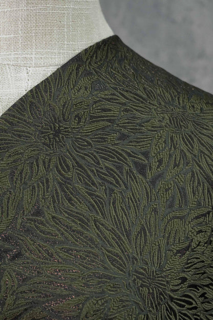 Tissu jacquard floral en relief : matériau d'ameublement de 140 cm de large