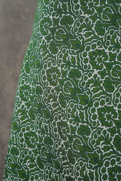 Tissu jacquard tissé à motif floral vert : réversible, pour ameublement, costumes, kimonos - 140 cm de large