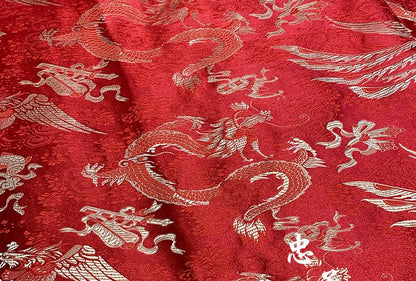 Tissu brocart de soie rouge et or : motif dragon et phénix chinois pour ameublement et costumes - 75 cm de large