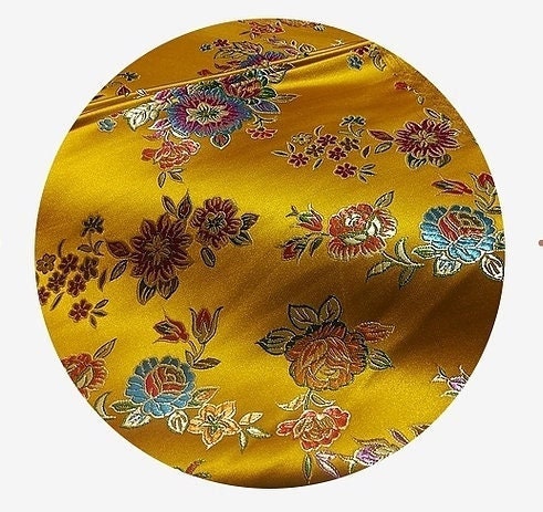 Tissu brocart pivoine : ameublement floral, costumes, décoration - 75 cm de large