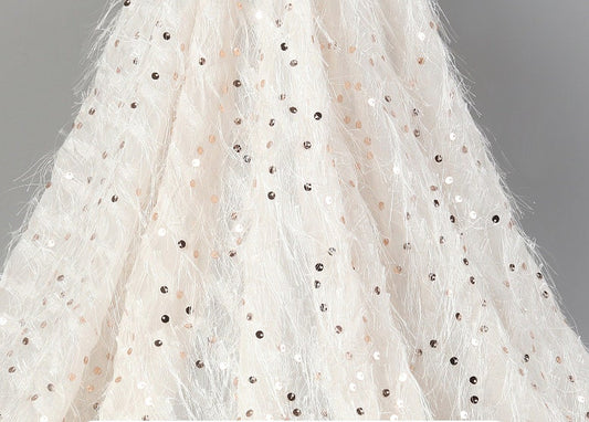 Tissu en maille brodée de plumes, dentelle de mariée en tulle (49"L)