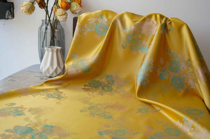 Tissu jacquard brocart style palais rétro : 150 cm de large, polyester pour robe