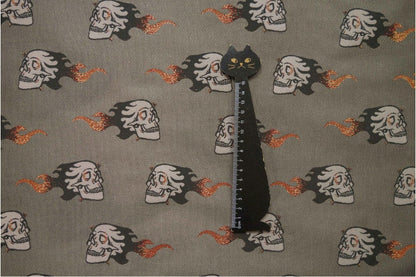 Tissu jacquard à fils d'or : matériau pour costume de squelette d'Halloween