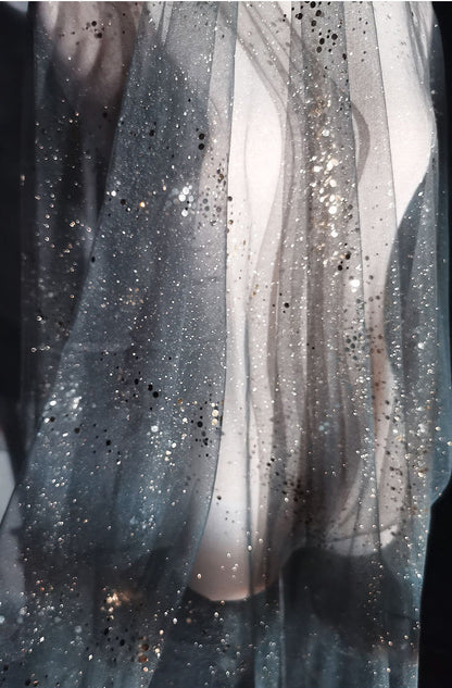 Tissu organza Space Galaxy : paillettes bronzées, 150 cm de large