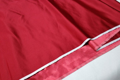Brocart de soie uni : vert et gris argenté, largeur 74 cm, vendu au mètre