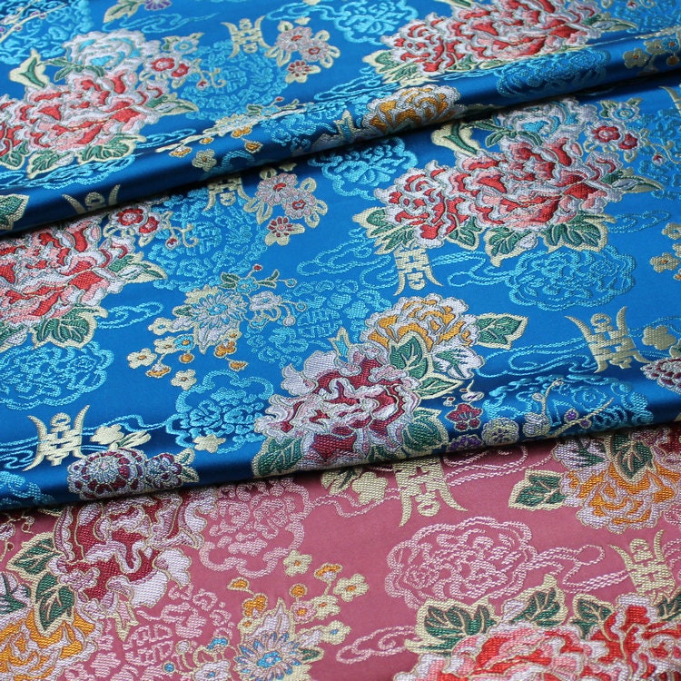 Tissu brocart à motifs floraux : jacquard de soie et rayonne de style sino-mongol