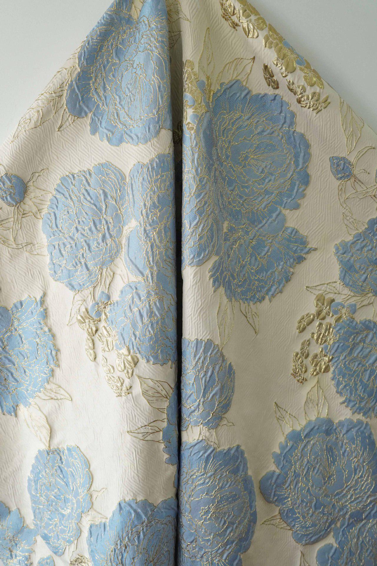 Elegant Embossed Gold Thread Floral Jacquard Fabric ��� Luxury Dress & Home Decor Texti"Wide