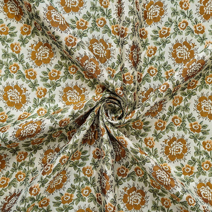 Pastoral Vintage Wreath Jacquard Fabric ��� Elegant Dress, Qipao, Suit, and Handbag Ma
