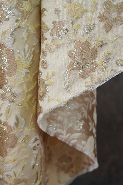 Tissu jacquard à fil argenté : tissu d'ameublement 3D vintage et pour robes de bal