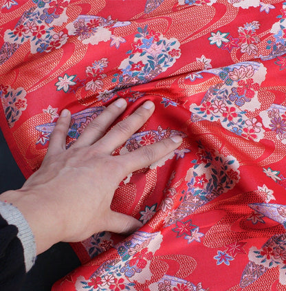 Tissu brocart japonais Nishijin : Jacquard de soie et rayonne à motif de fleurs de cerisier et d'eau vive