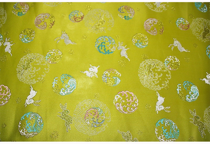 Rabbit Jacquard Silk Brocade Fabric: Costume, Upholstery, Decor - 57�ï