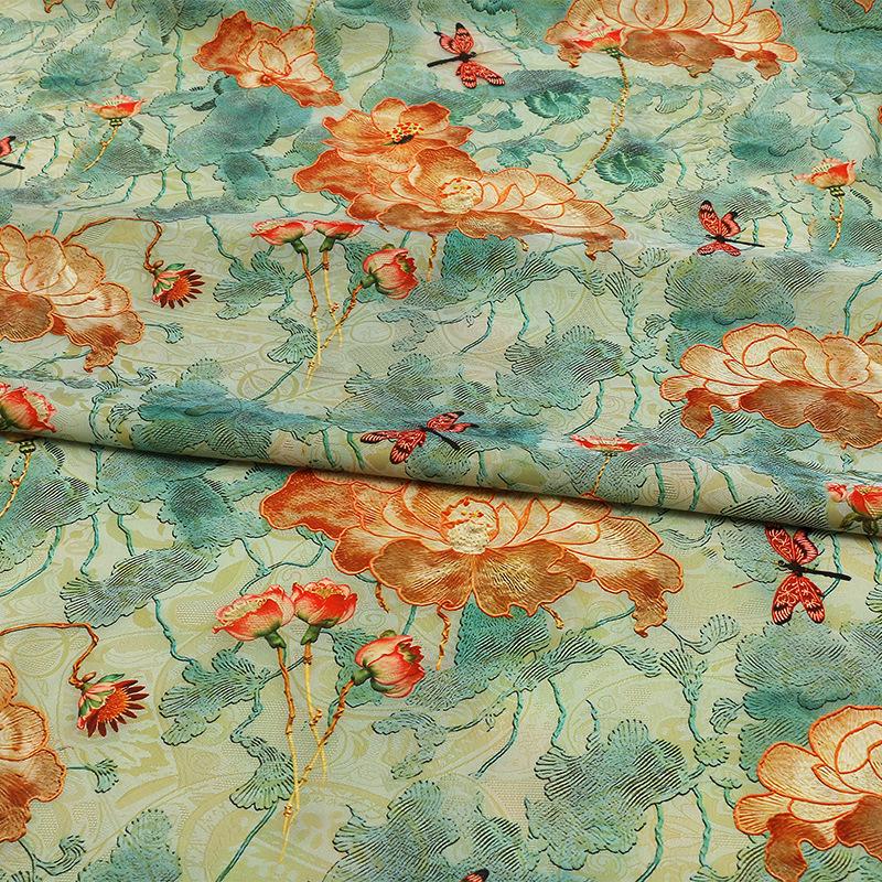 Lotus Lightweight Brocade Jacquard Fabric ��� Shiny Floral Material for Cheongsam & D