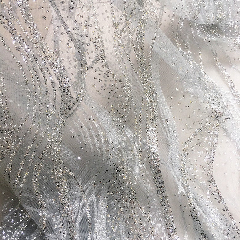 Tissu polyester effet vague brillante : voile à paillettes bronzées, 150 cm de large