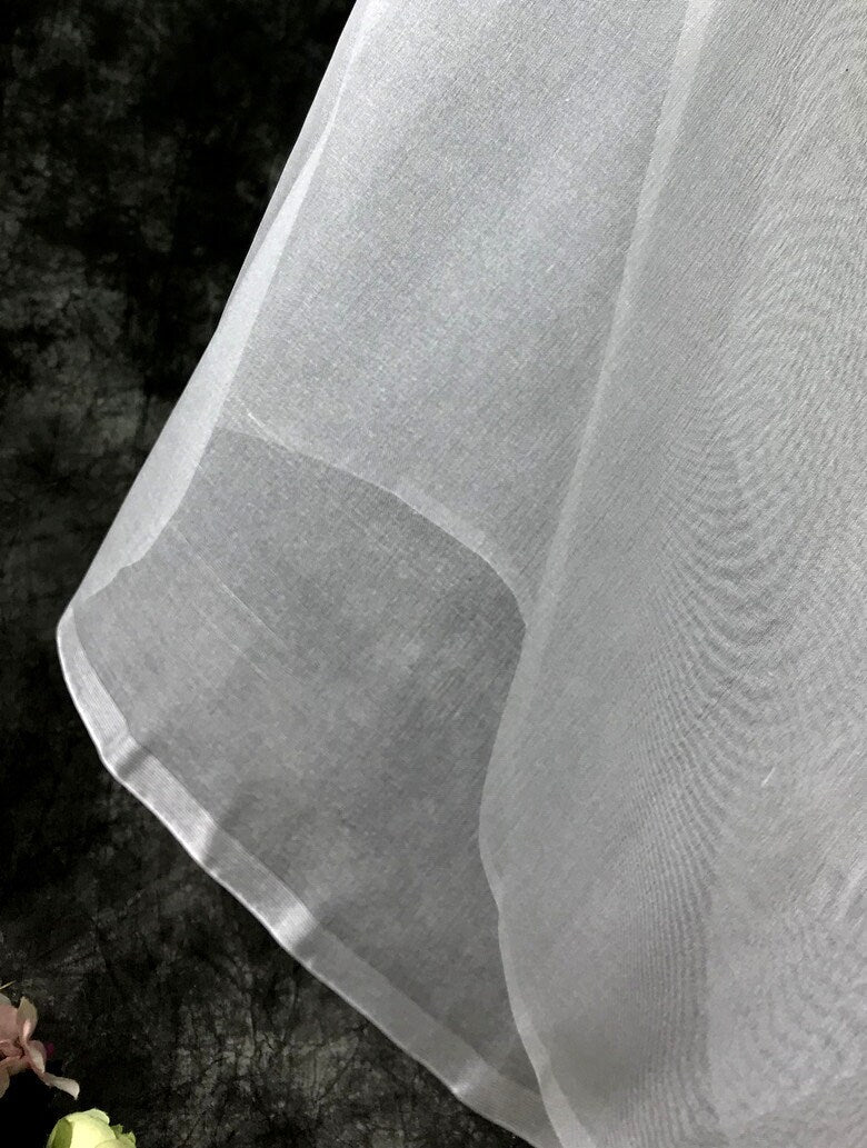 Dyeable 100% Silk Organza Fabric: 6 Momme, 45" Wide