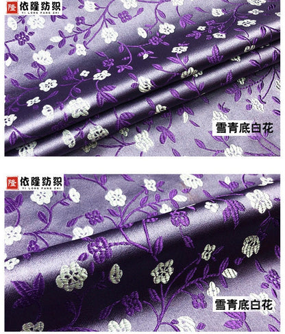Tissu brocart à motifs floraux : mélange de soie et rayonne à motif gypsophile chinois, 150 cm de large