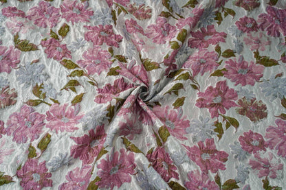 Floral 3D Jacquard Fabric: Retro Upholstery, Costume, Decor - 58"W