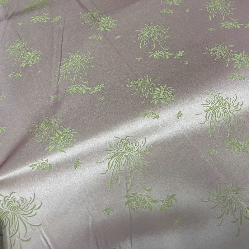 Chrysanthemum Jacquard Fabric: 50"W Chinese Antique Style