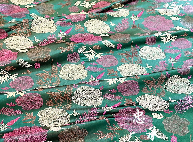 Tissu brocart pivoine : jacquard de soie et rayonne, tissu kimono cheongsam qipao (29,5" de large)
