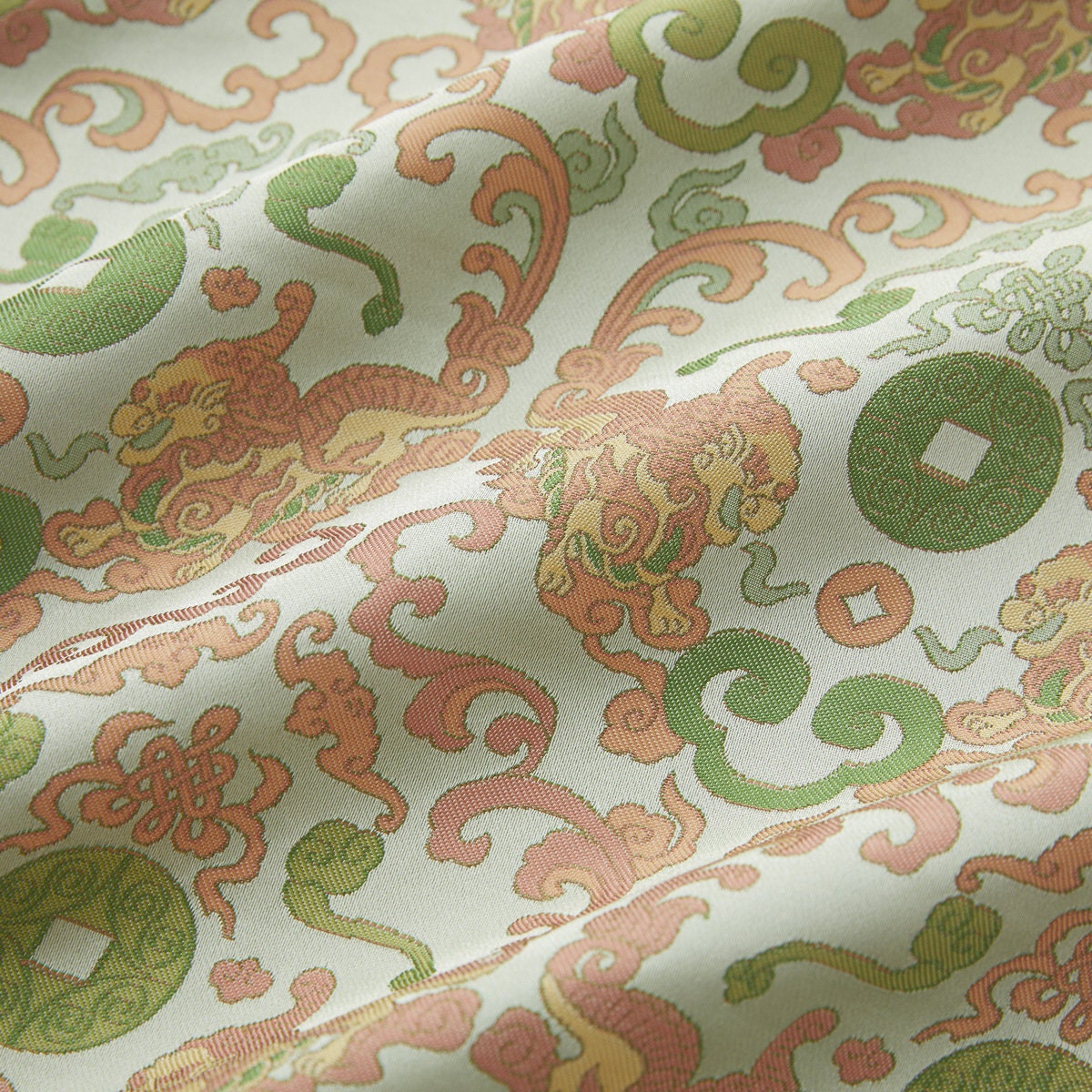 59"W Silk Brocade Fabric: Emperor Robe Cheongsam Material
