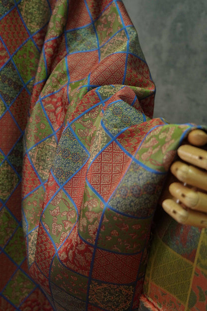 Floral Jacquard Woven Fabric: Embossed Upholstery Sewing DIY - 55"W