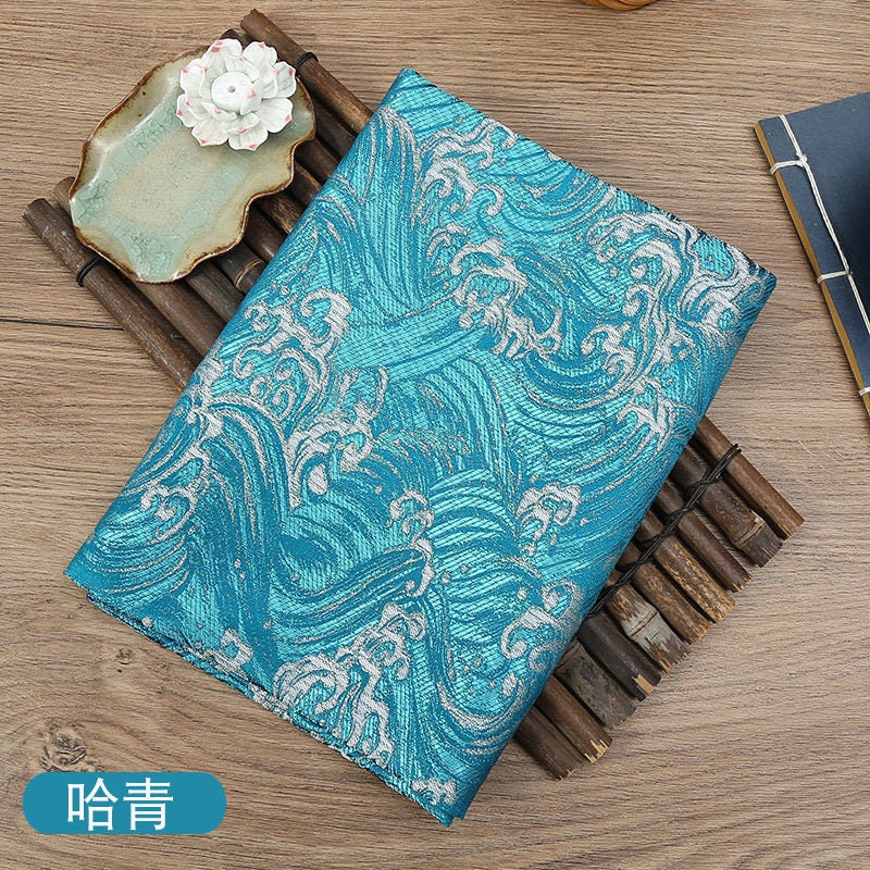Tissu brocart de soie et rayonne à motif vagues océaniques : ameublement, costumes, décoration - 75 cm