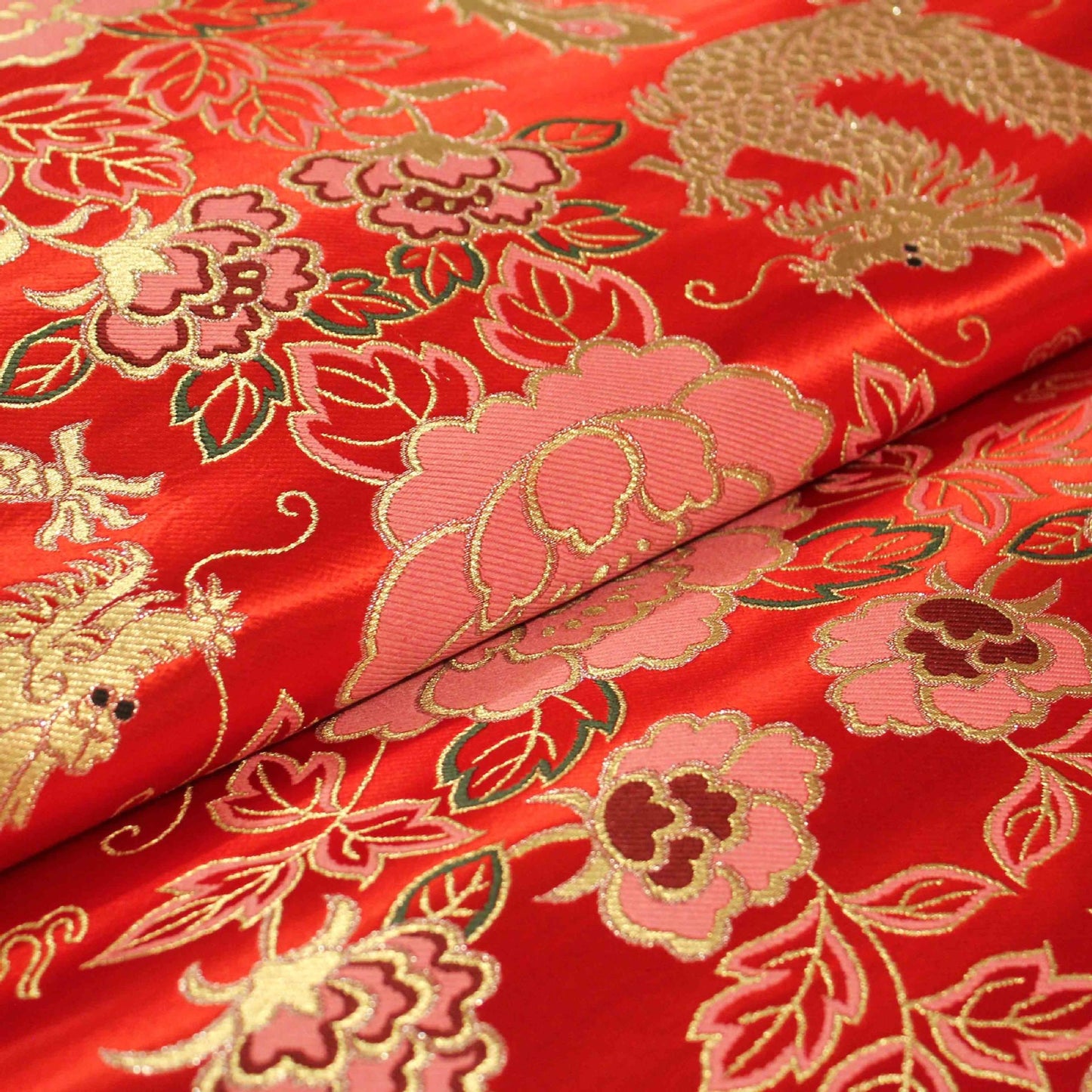 Tissu brocart Dragon et Phénix : Mélange de soie et rayonne multicolore (29,5 po de largeur)