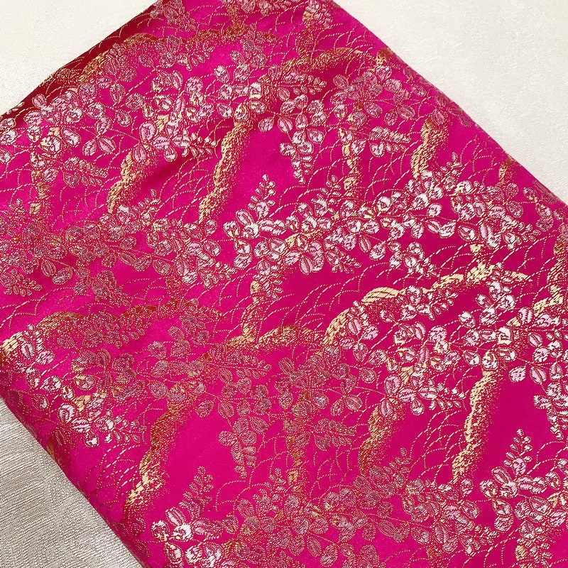 Floral Jacquard Brocade Fabric: 29.5" Wide Silk Rayon Blend