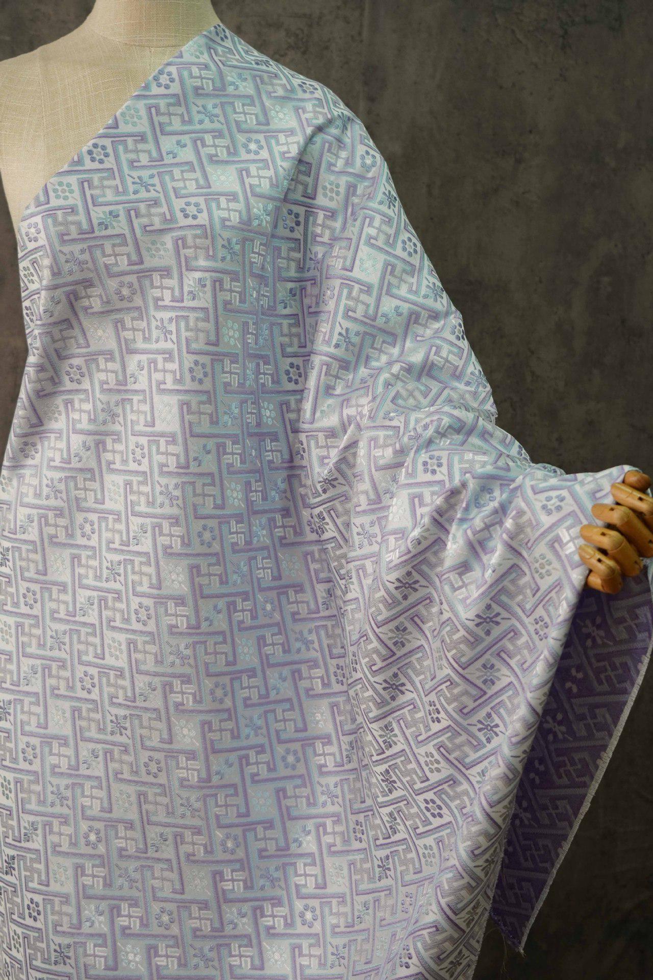 Tissu damassé jacquard Wanji : revêtement d’ameublement japonais violet et bleu, 147 cm de large