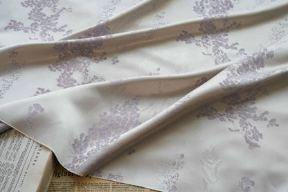 Tissu brocart jacquard à motif floral vintage - 150 cm de large