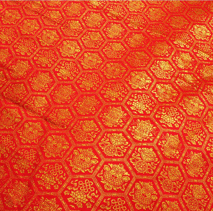 Tissu tissé or tibétain : jacquard rayonne porte-bonheur, 147 cm de large