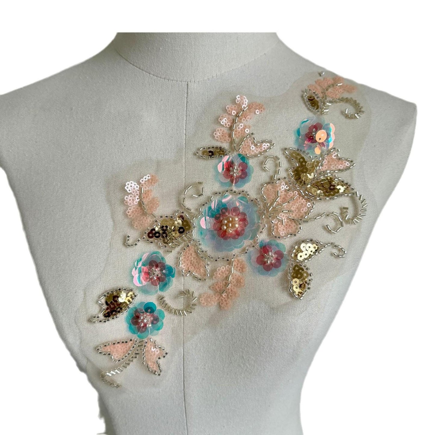 Applique florale 3D à sequins - Autocollant en tissu mesh brodé