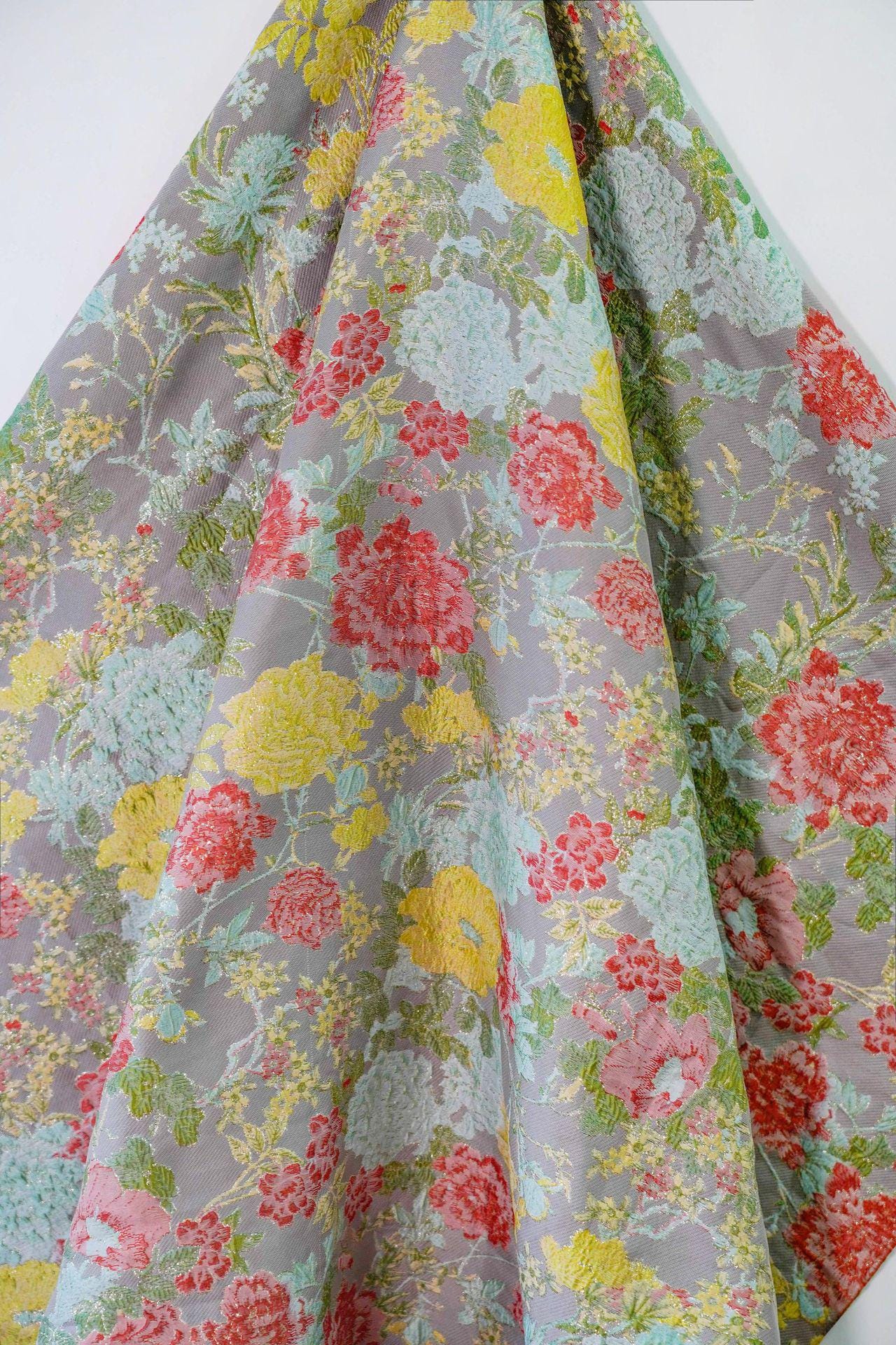 Gold Foil Peony Jacquard Fabric: Elegant Upholstery & Sewing (56"W)